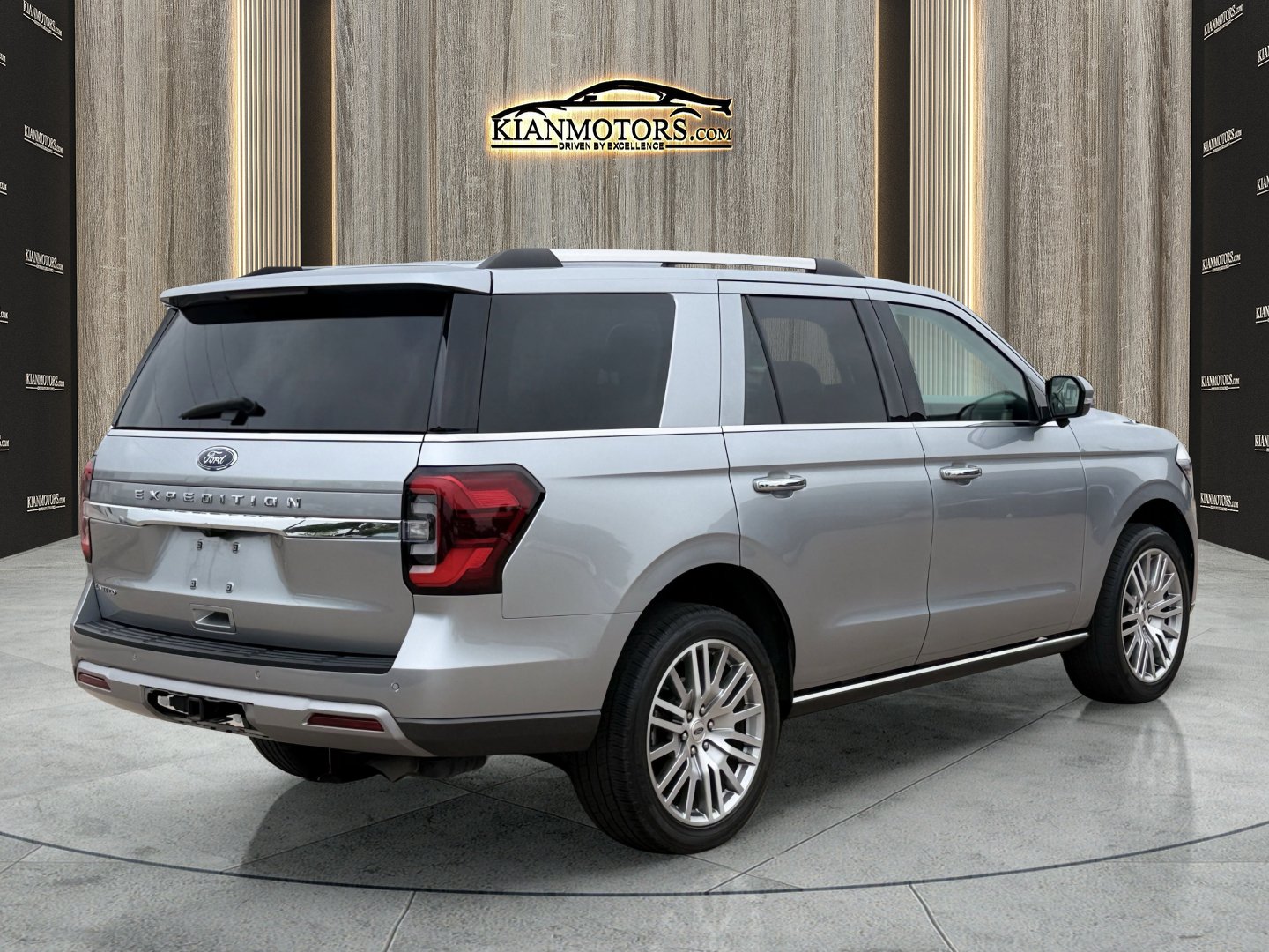 Used 2023 Ford Expedition Limited RWD image 7