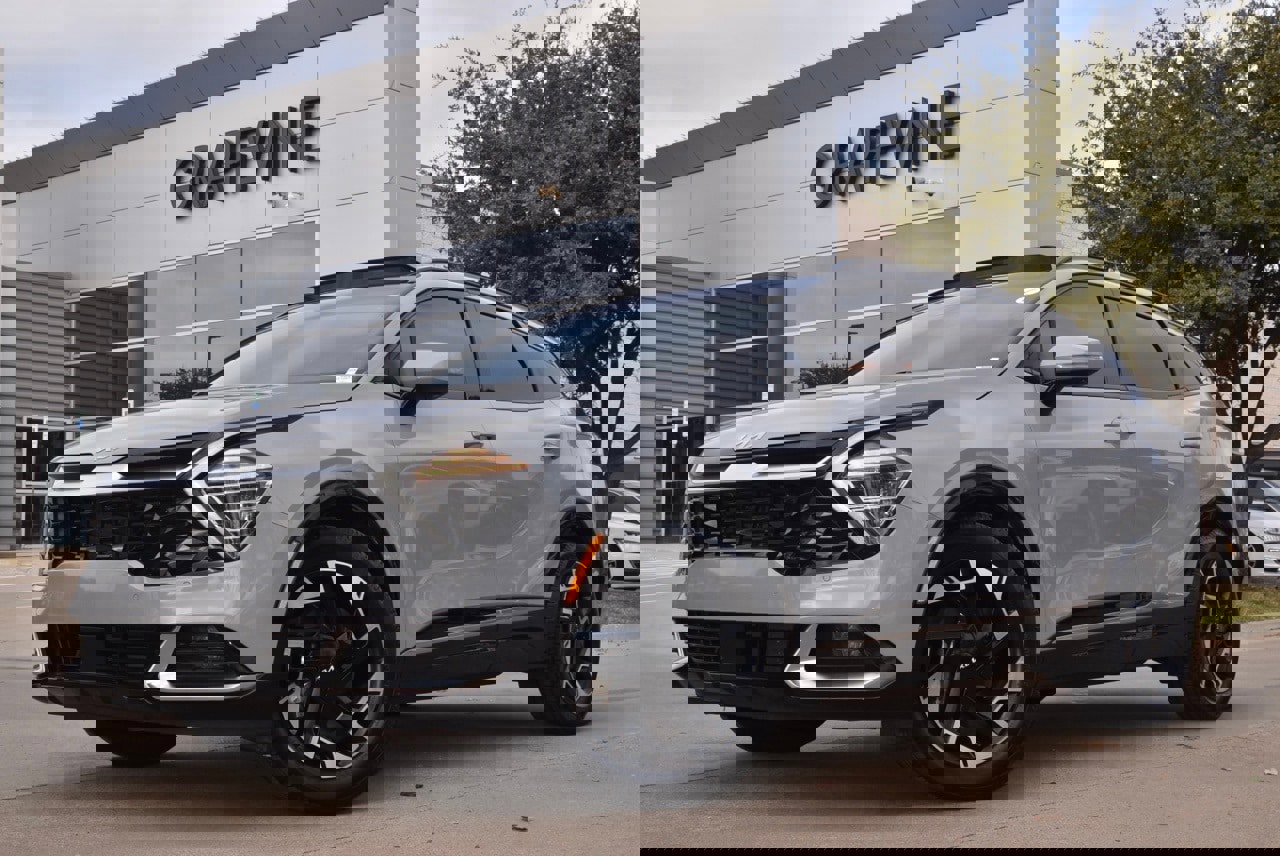 Used 2024 Kia Sportage SX