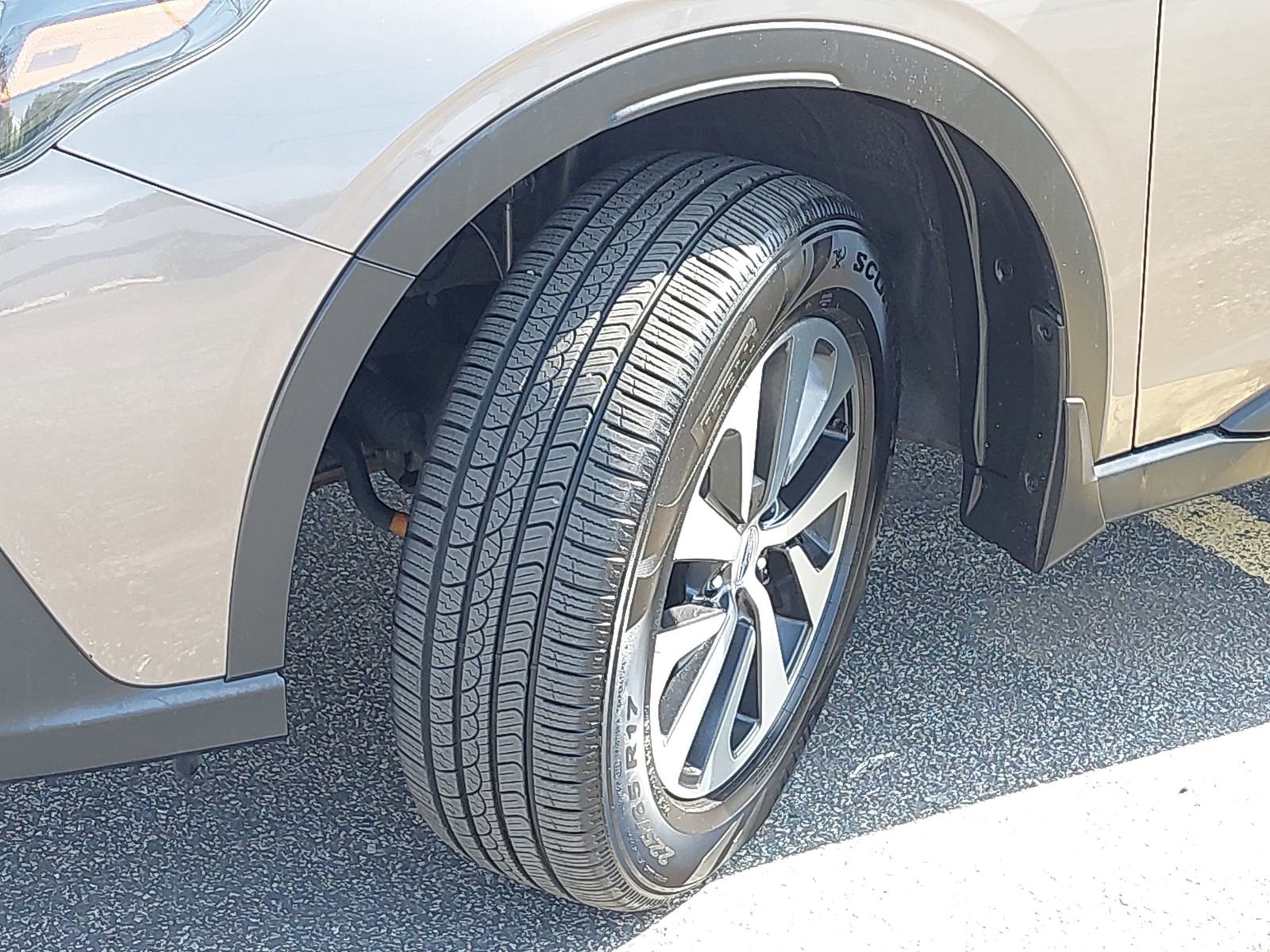 Used 2022 Subaru Outback Premium image 32