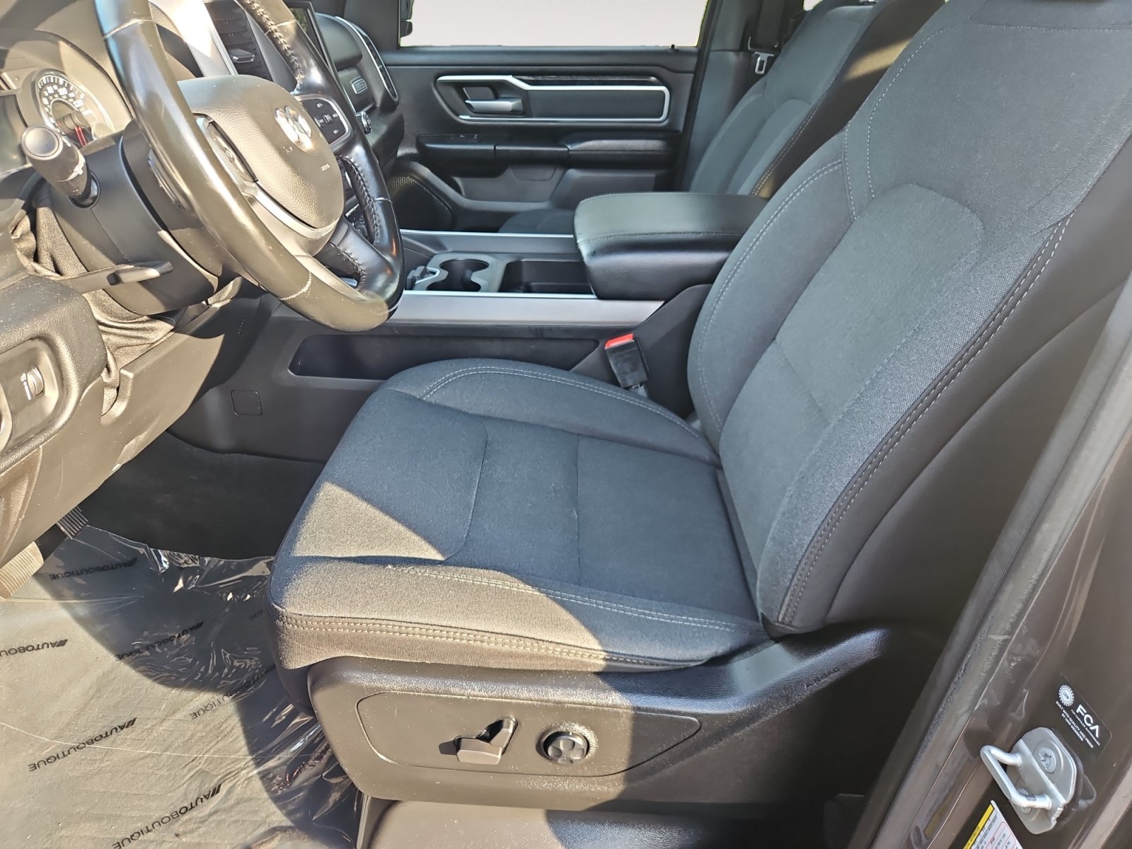 Used 2021 RAM 1500 Big Horn AWD/4WD image 9