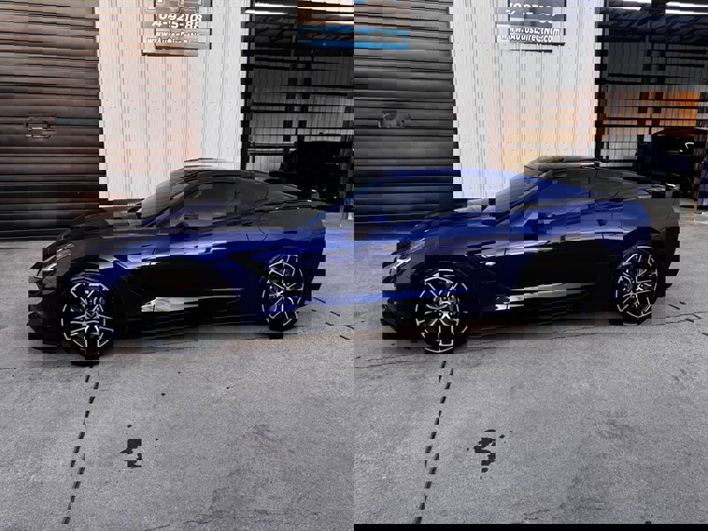 Used 2017 Chevrolet Corvette Stingray Coupe w/ 1LT image 8