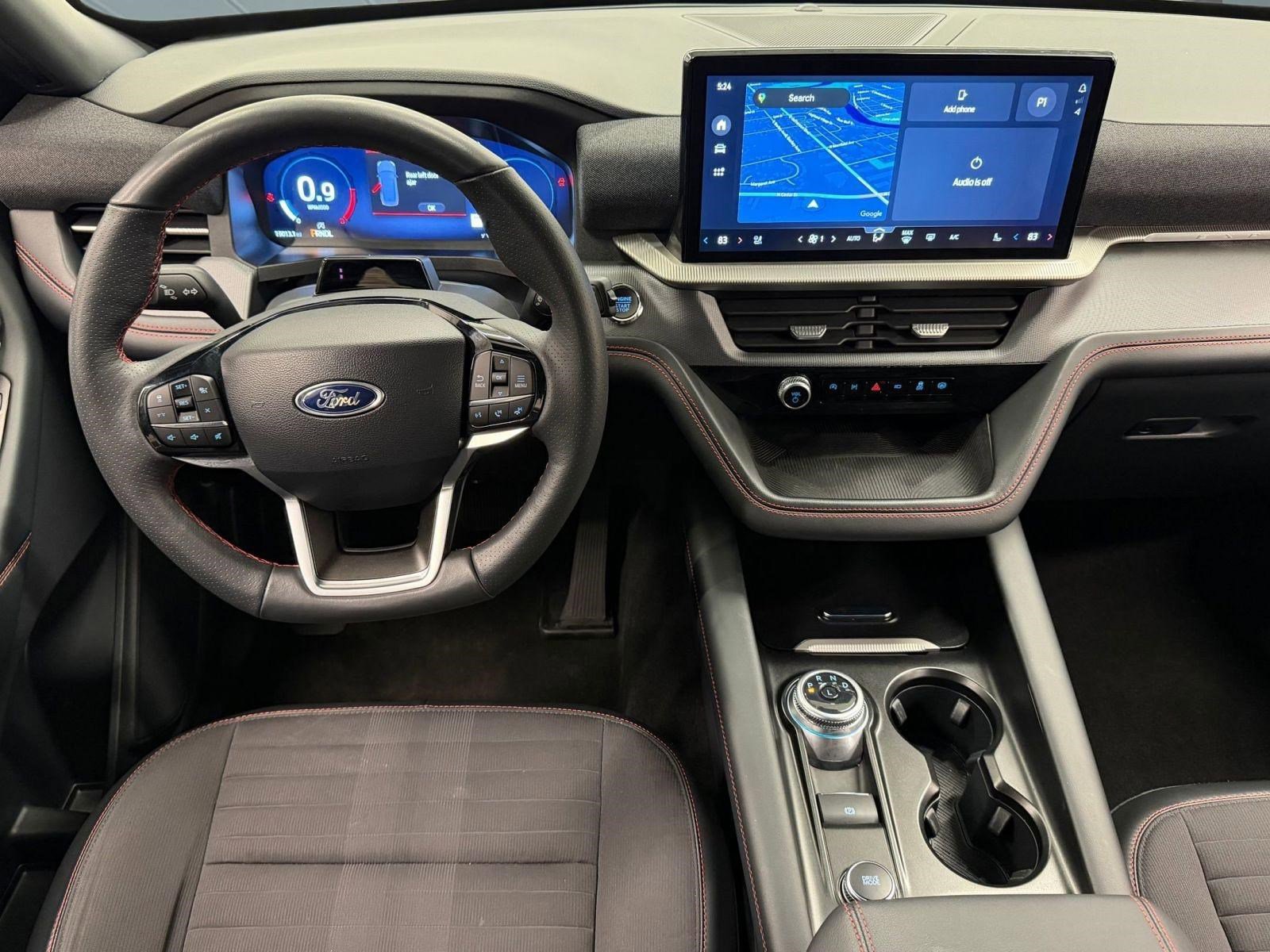 Used 2025 Ford Explorer ST-Line w/ ST-Line Street Pack image 23