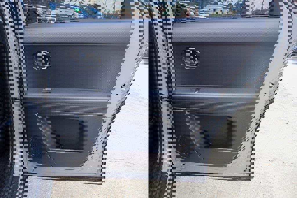 New 2026 Hyundai Ioniq 5 SE image 14