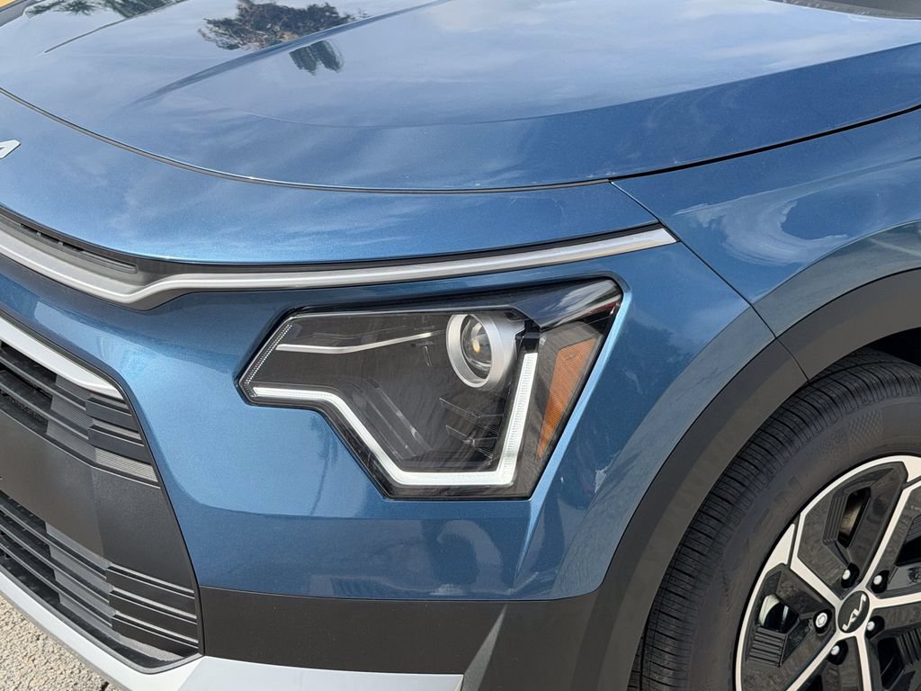 New 2026 Kia Niro EX FWD image 8