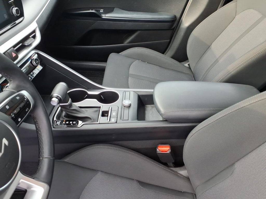 Used 2022 Kia K5 LXS AWD/4WD image 12