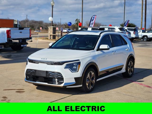Used 2024 Kia Niro Wave image 3