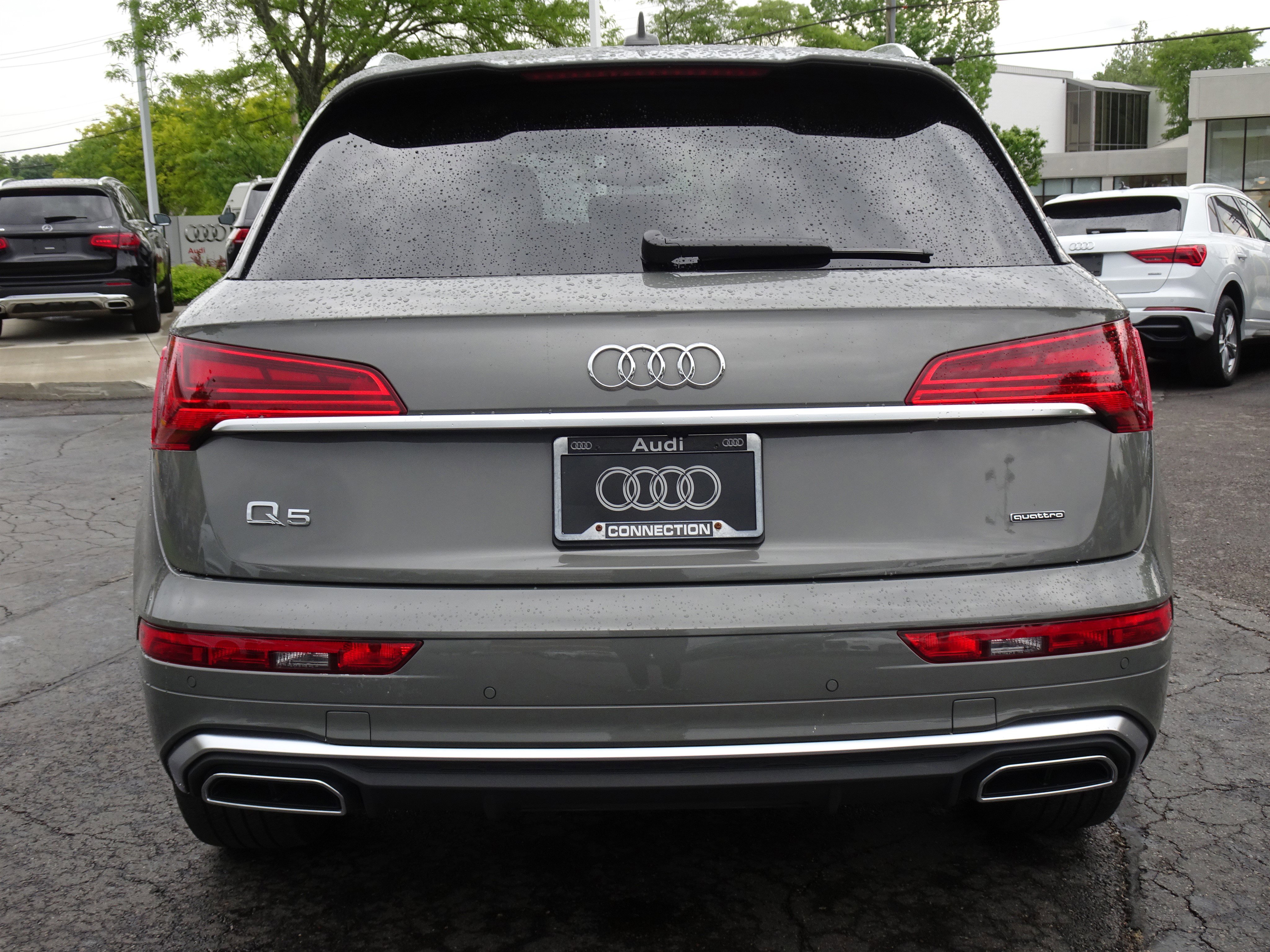 Certified 2023 Audi Q5 2.0T Premium w/ Convenience Package AWD/4WD image 4