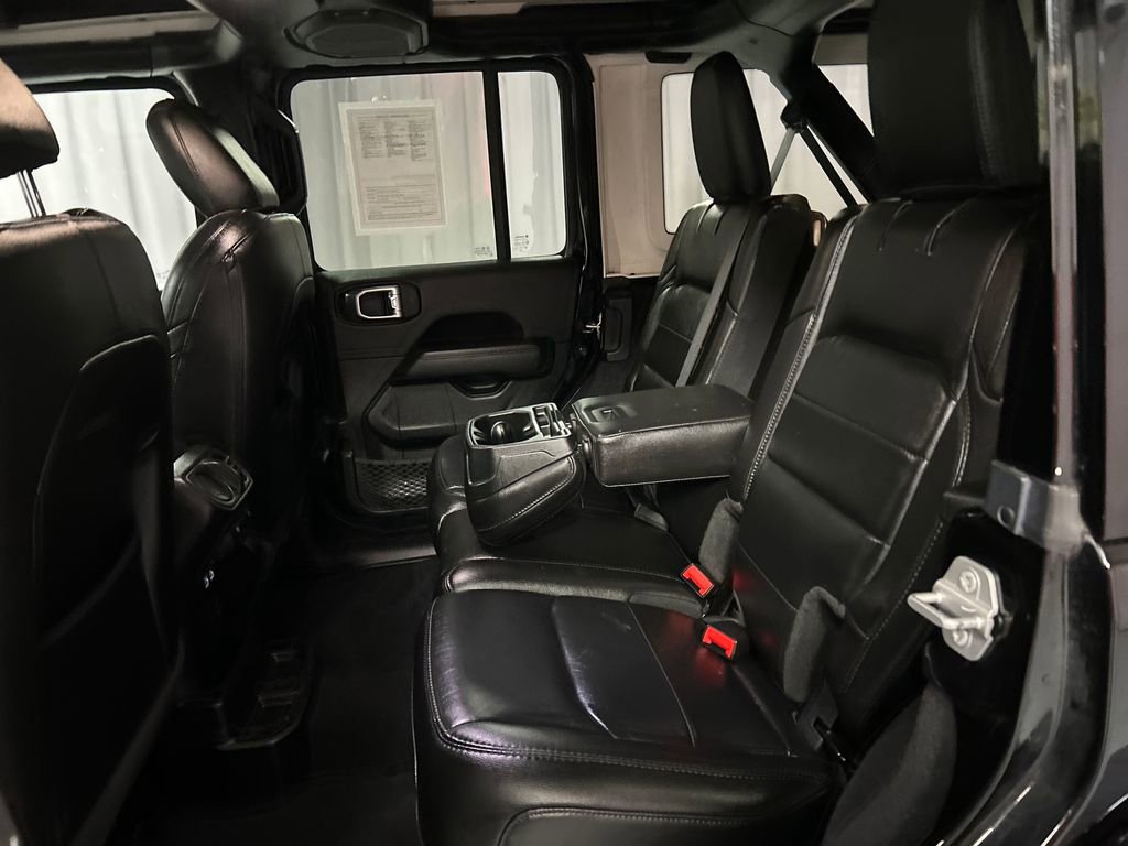 Used 2021 Jeep Wrangler Unlimited Sahara image 23