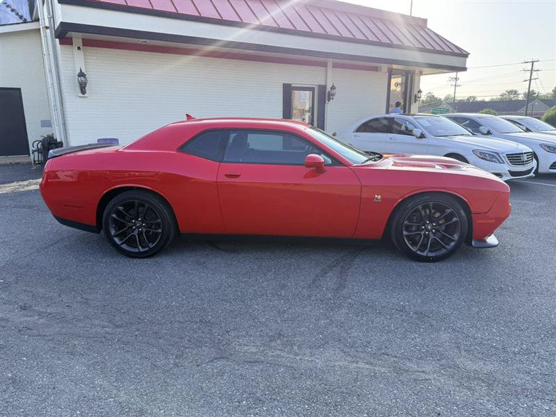 Used 2020 Dodge Challenger R/T Scat Pack RWD image 4