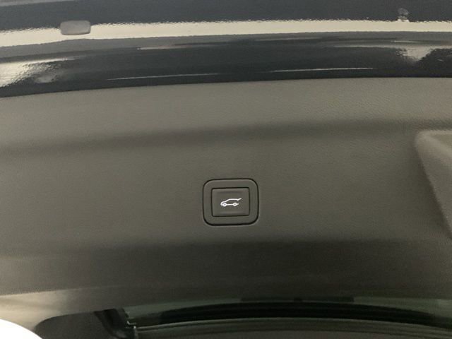 New 2026 Chevrolet Tahoe High Country image 35