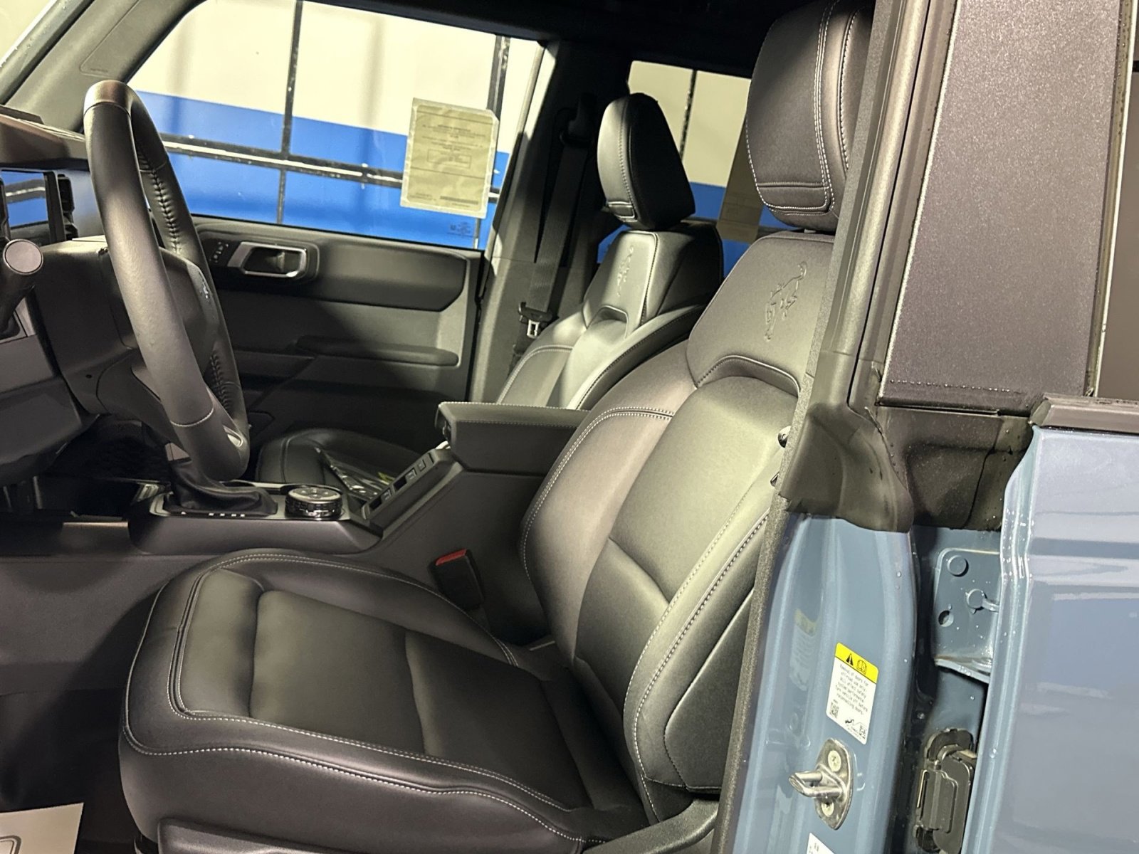 New 2025 Ford Bronco Badlands image 13