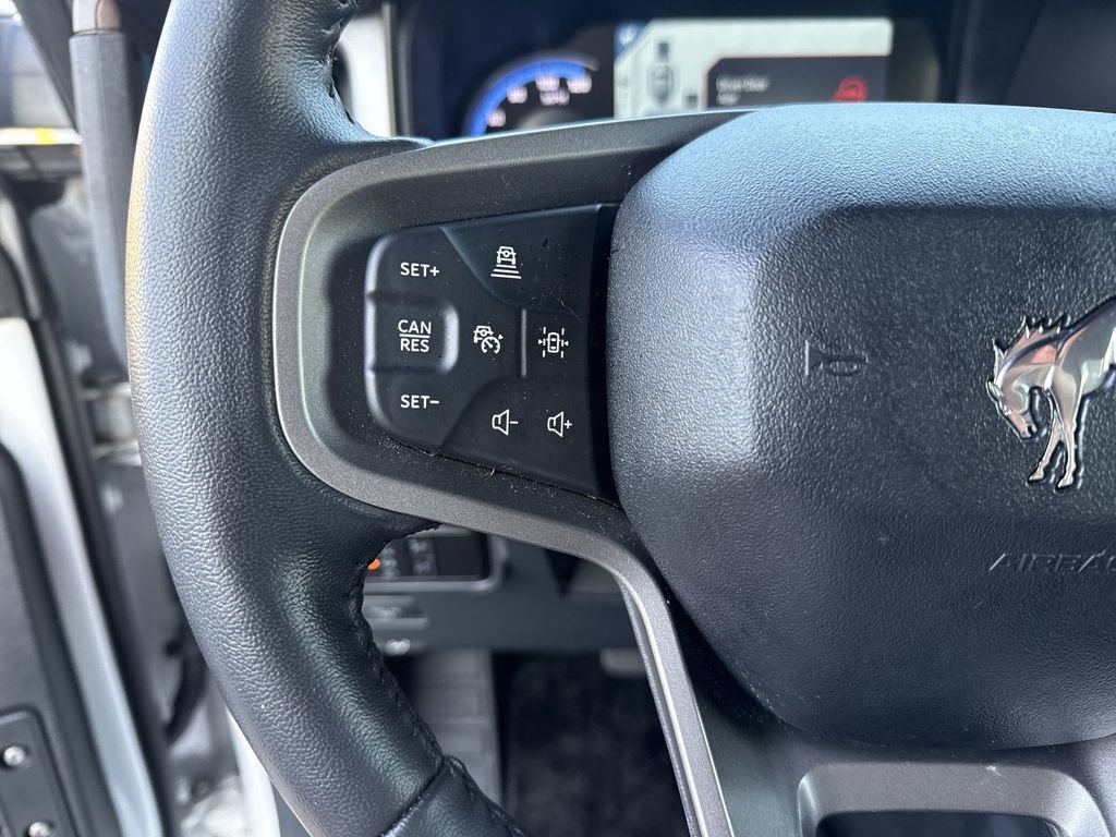 Used 2023 Ford Bronco Outer Banks AWD/4WD image 17