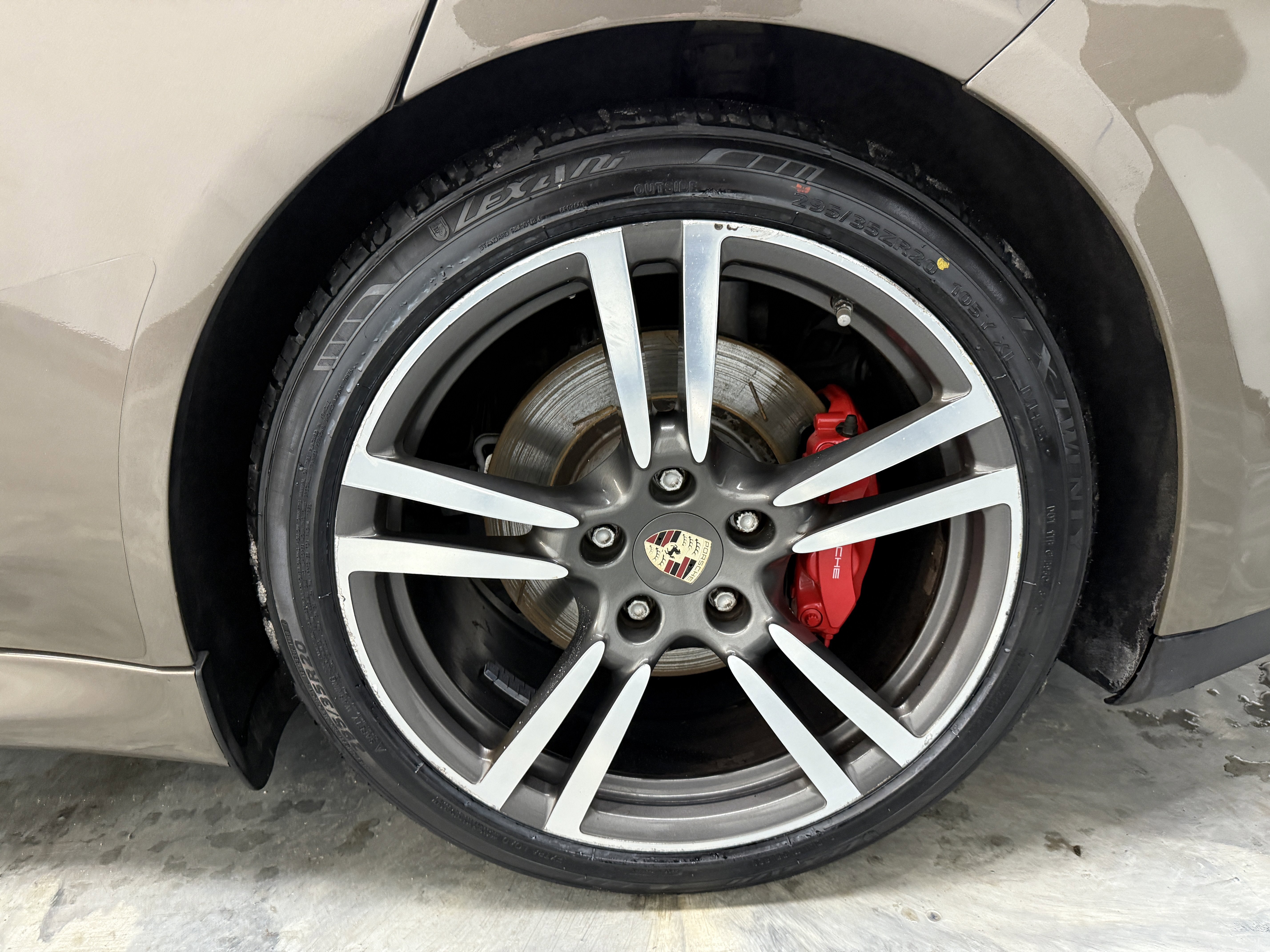 Used 2010 Porsche Panamera Turbo image 25