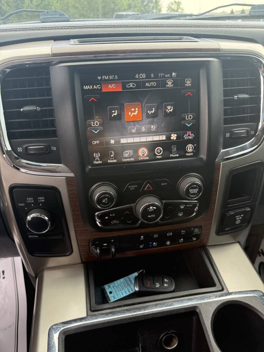 Used 2013 RAM 2500 Laramie w/ HD Snow Plow Prep Group AWD/4WD image 15