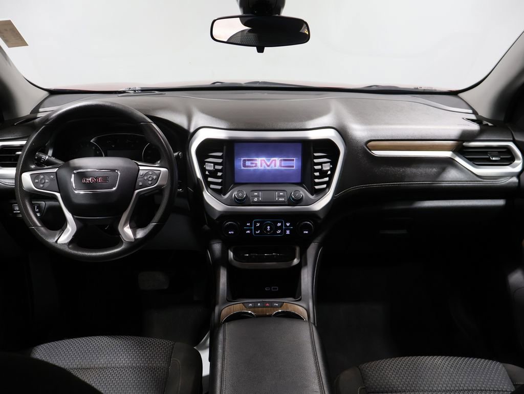 Used 2023 GMC Acadia SLE image 17