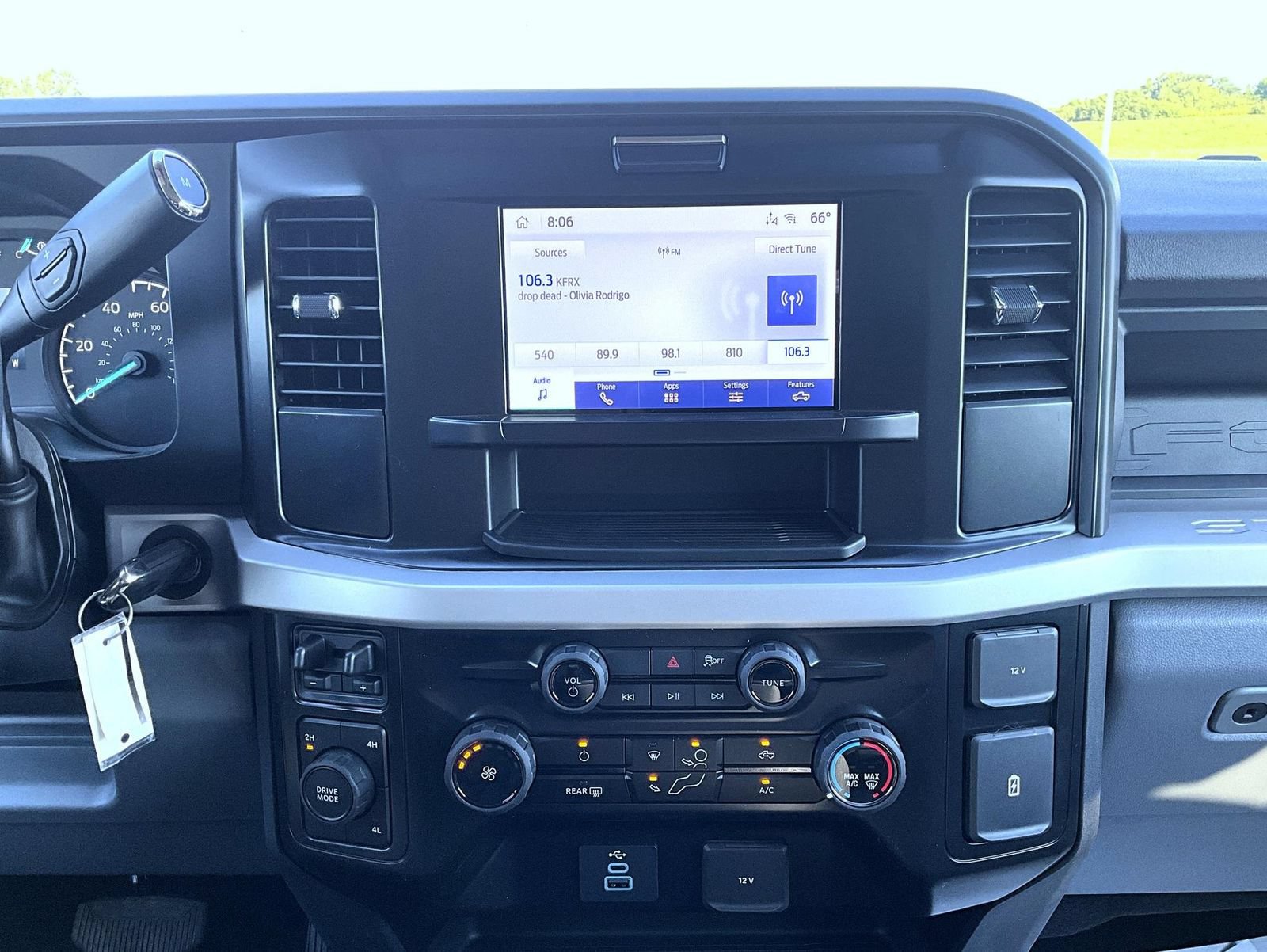 New 2026 Ford F250 XL w/ STX Appearance Package AWD/4WD image 13