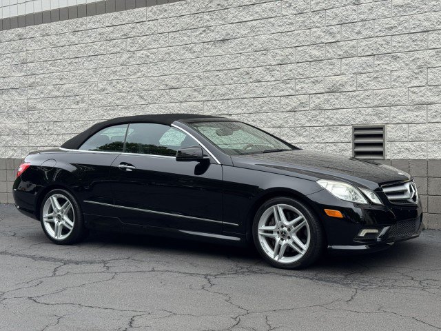 Used 2011 Mercedes-Benz E 550 Cabriolet image 4