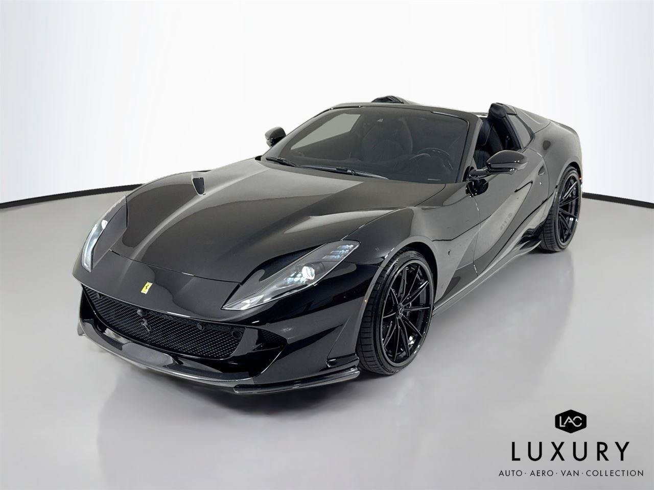Used 2021 Ferrari 812 GTS RWD image 4