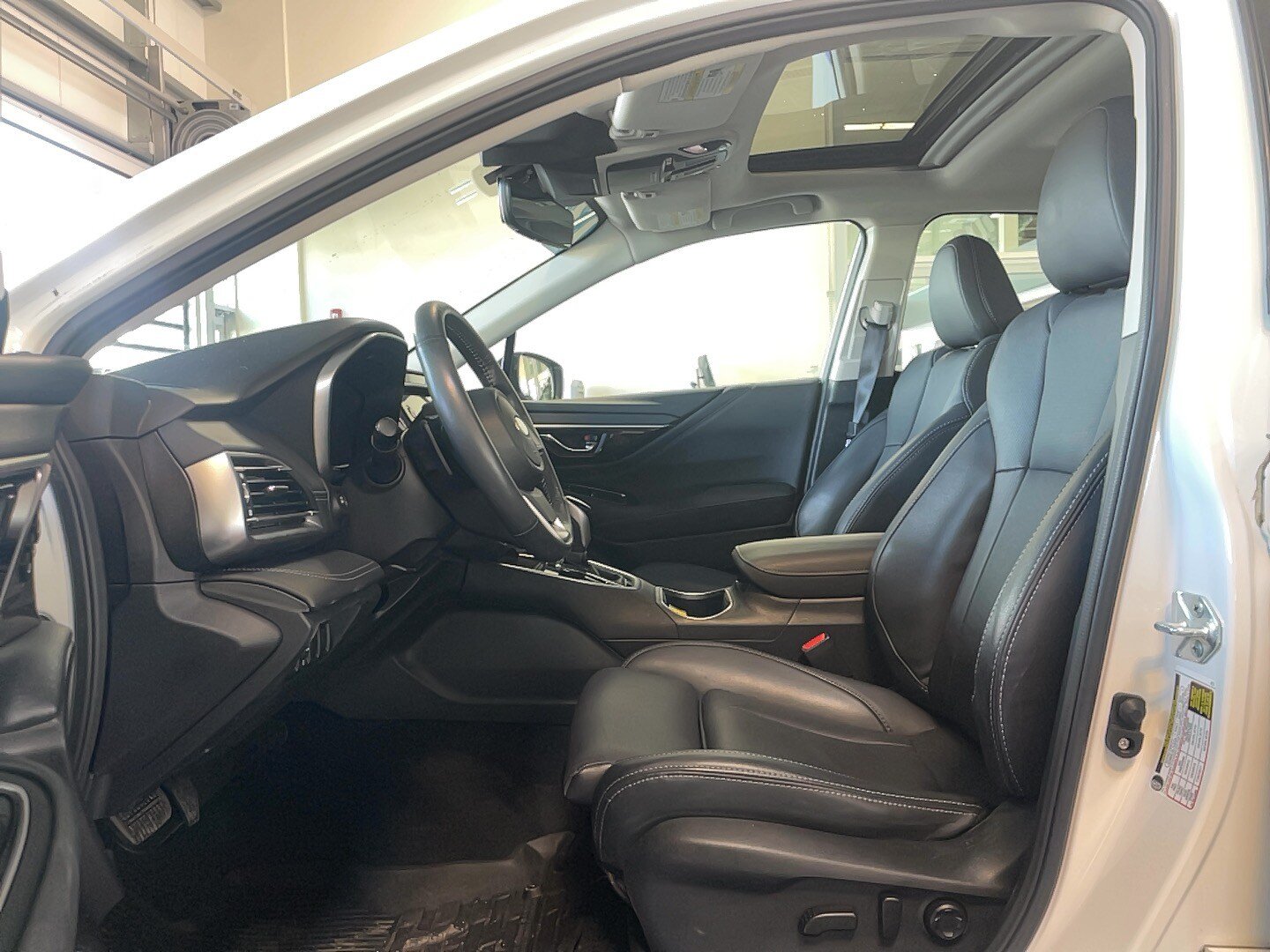 Used 2023 Subaru Legacy Limited AWD/4WD image 5