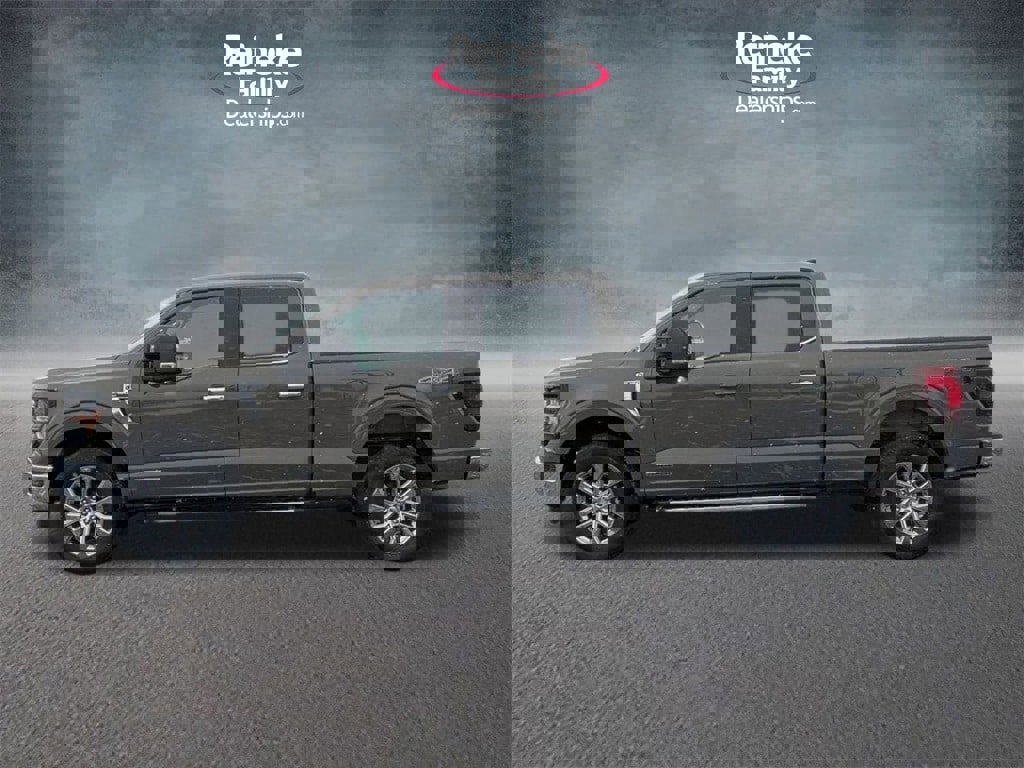 New 2025 Ford F150 XLT w/ Equipment Group 302A MID image 9