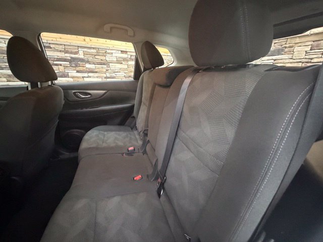 Used 2016 Nissan Rogue S AWD/4WD image 13