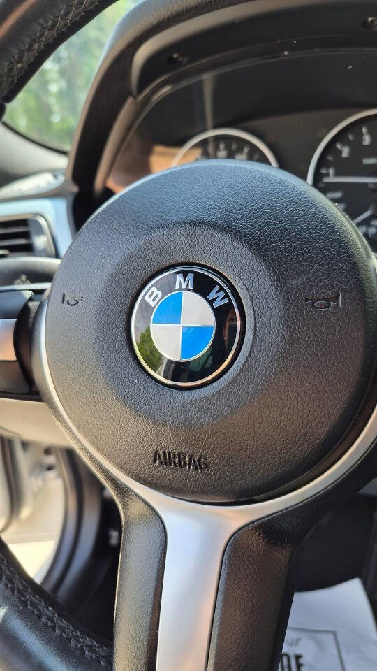 Used 2015 BMW 320i Sedan RWD image 38