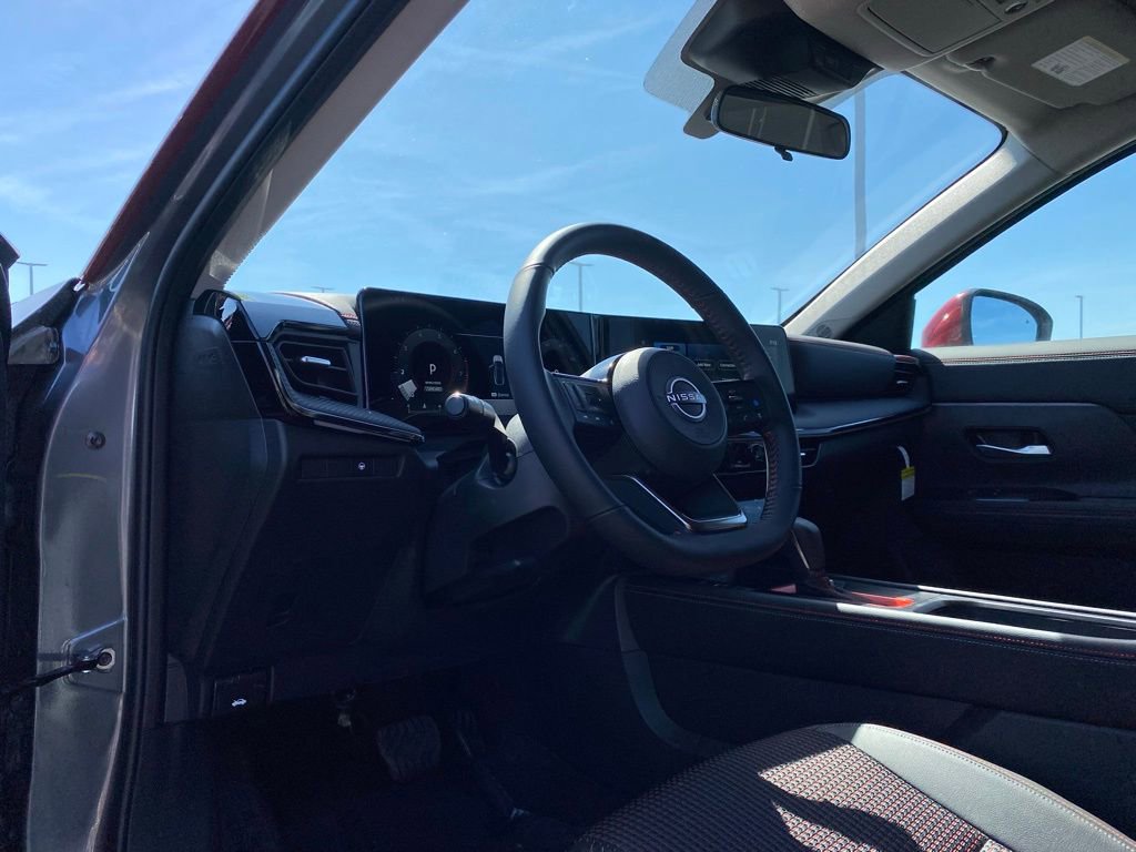 New 2025 Nissan Kicks SR image 10