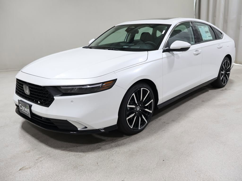 New 2025 Honda Accord Touring image 3
