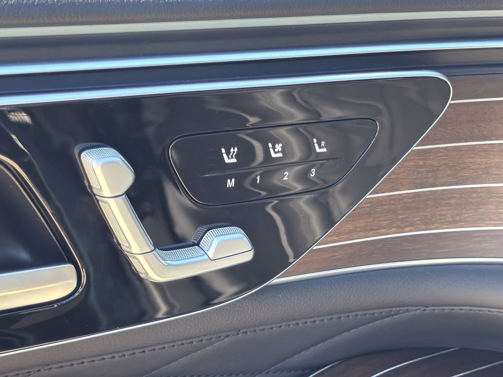 New 2027 Mercedes-Benz S 580 4MATIC Sedan image 19