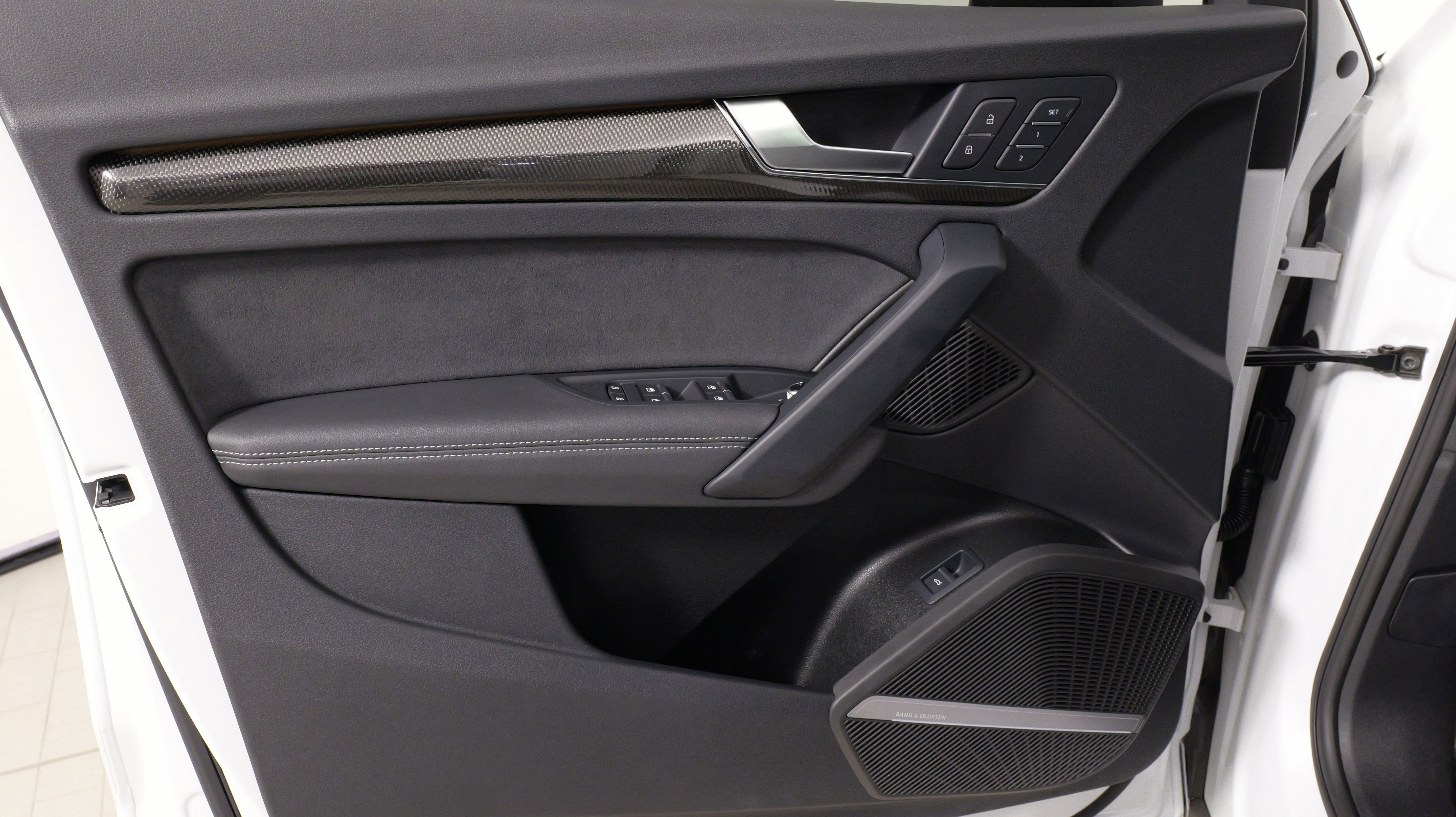 Used 2023 Audi SQ5 Prestige image 23