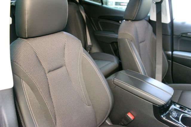 Used 2022 Buick Envision Preferred FWD image 11