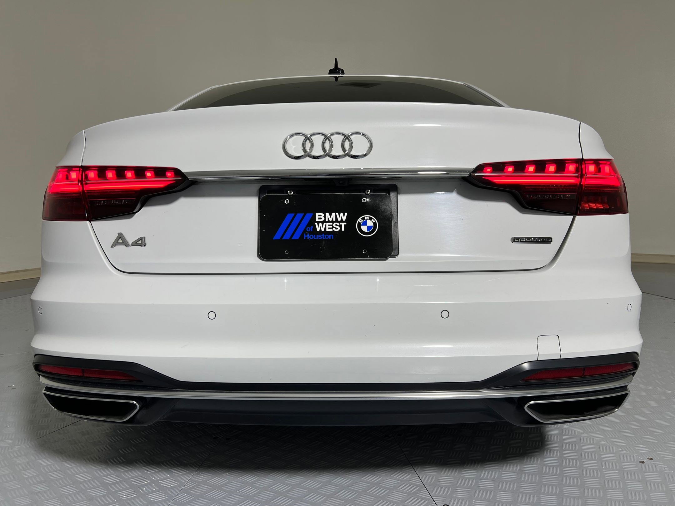 Used 2023 Audi A4 2.0T Premium image 9