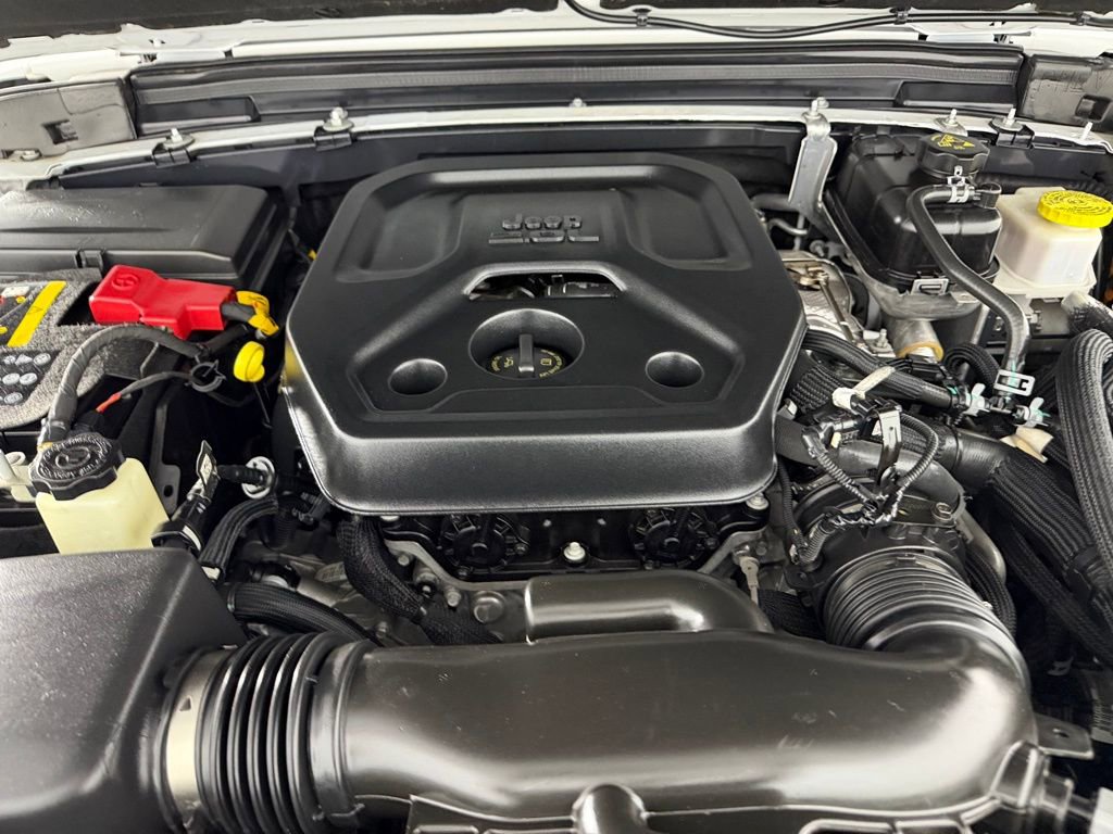 Used 2023 Jeep Wrangler Unlimited Rubicon 4xe w/ Steel Bumper Group image 36