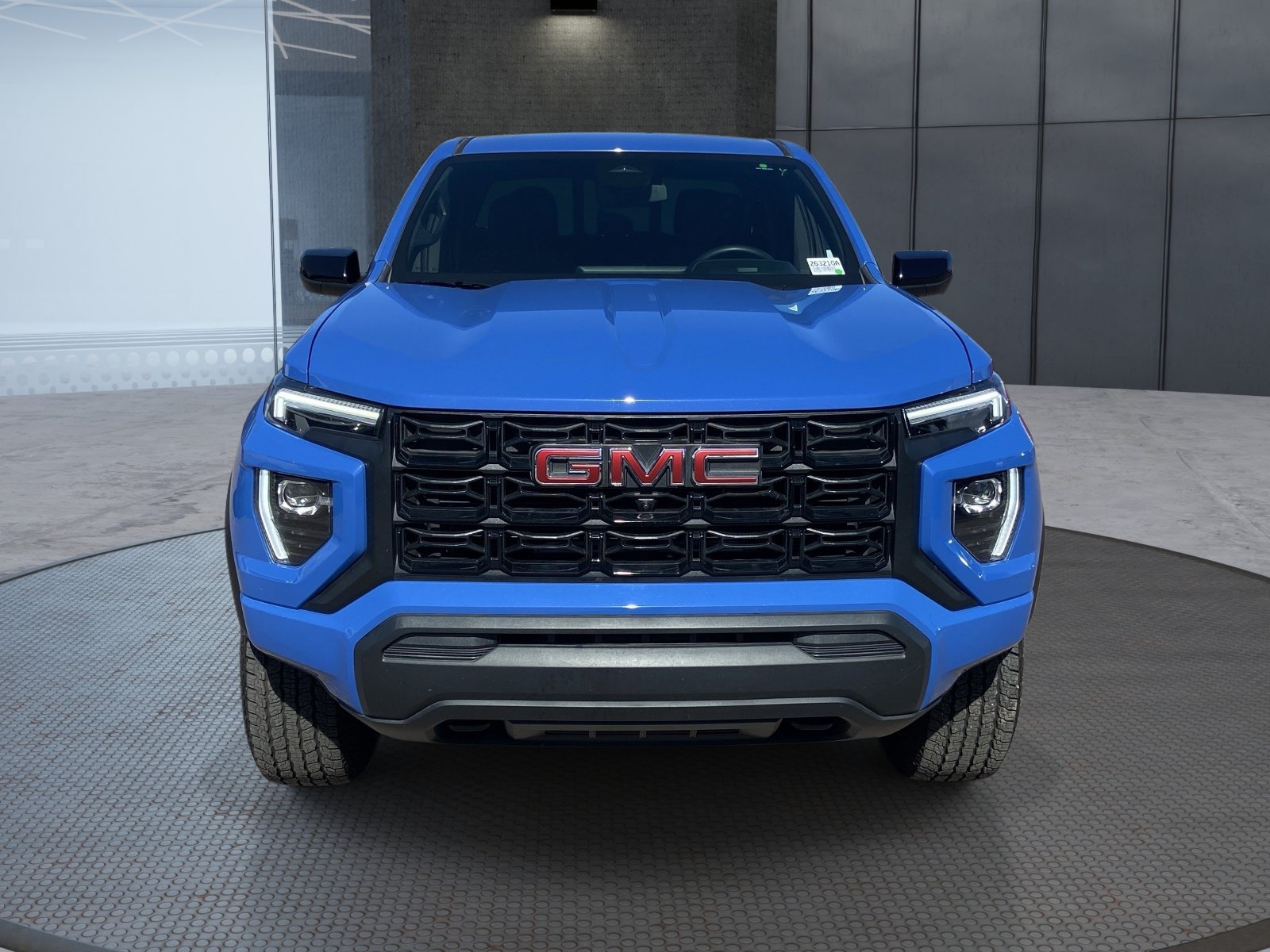Certified 2025 GMC Canyon Elevation w/ Technology Package RWD image 8