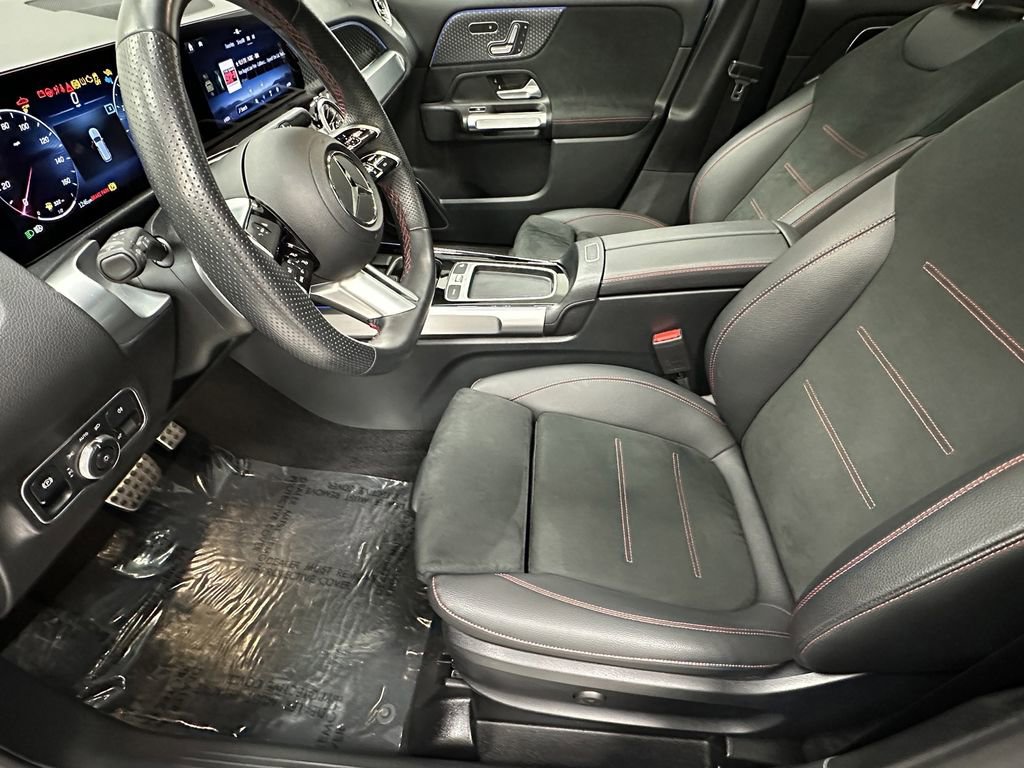 Certified 2025 Mercedes-Benz GLB 250 image 9