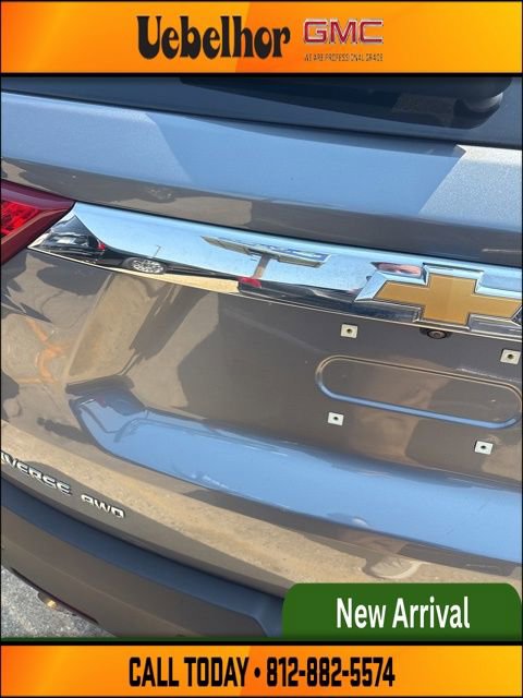 Used 2021 Chevrolet Traverse LT image 14