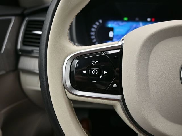 Used 2023 Volvo XC90 B6 Core w/ Climate Package image 23