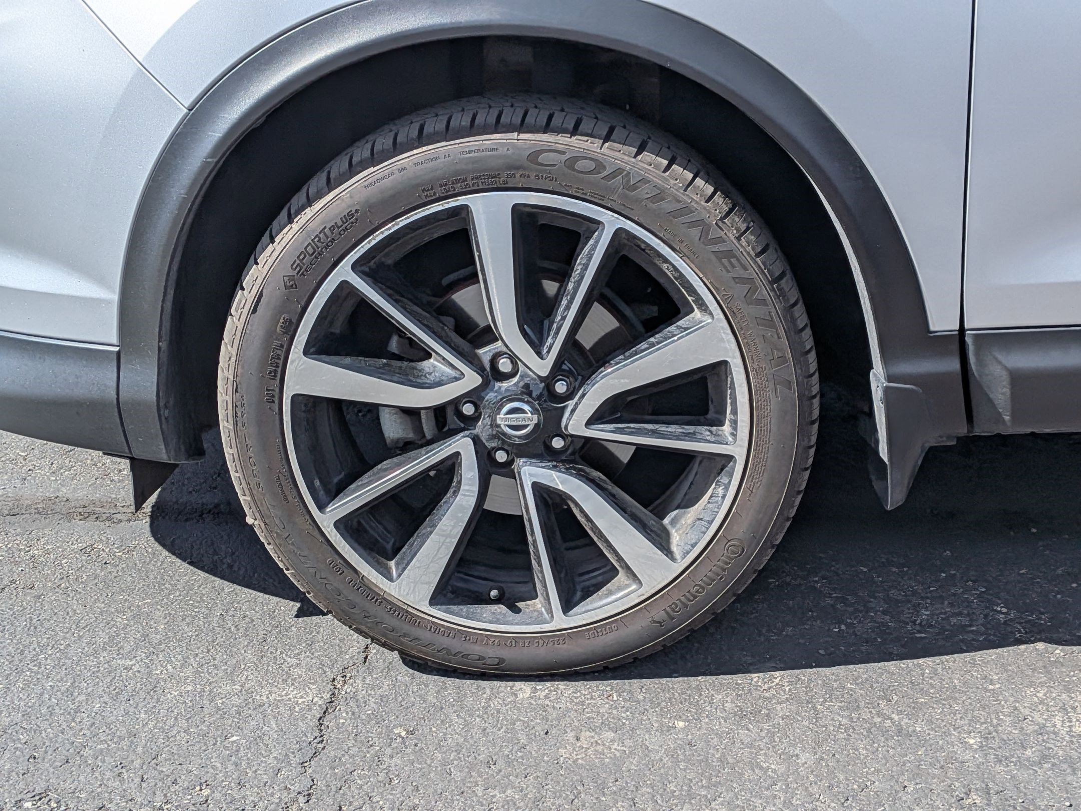 Used 2017 Nissan Rogue Sport SL image 13