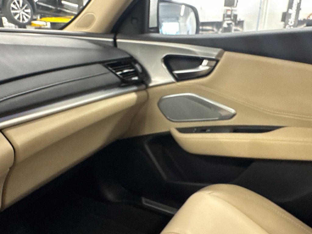 Used 2023 Acura RDX w/ Technology Package AWD/4WD image 19