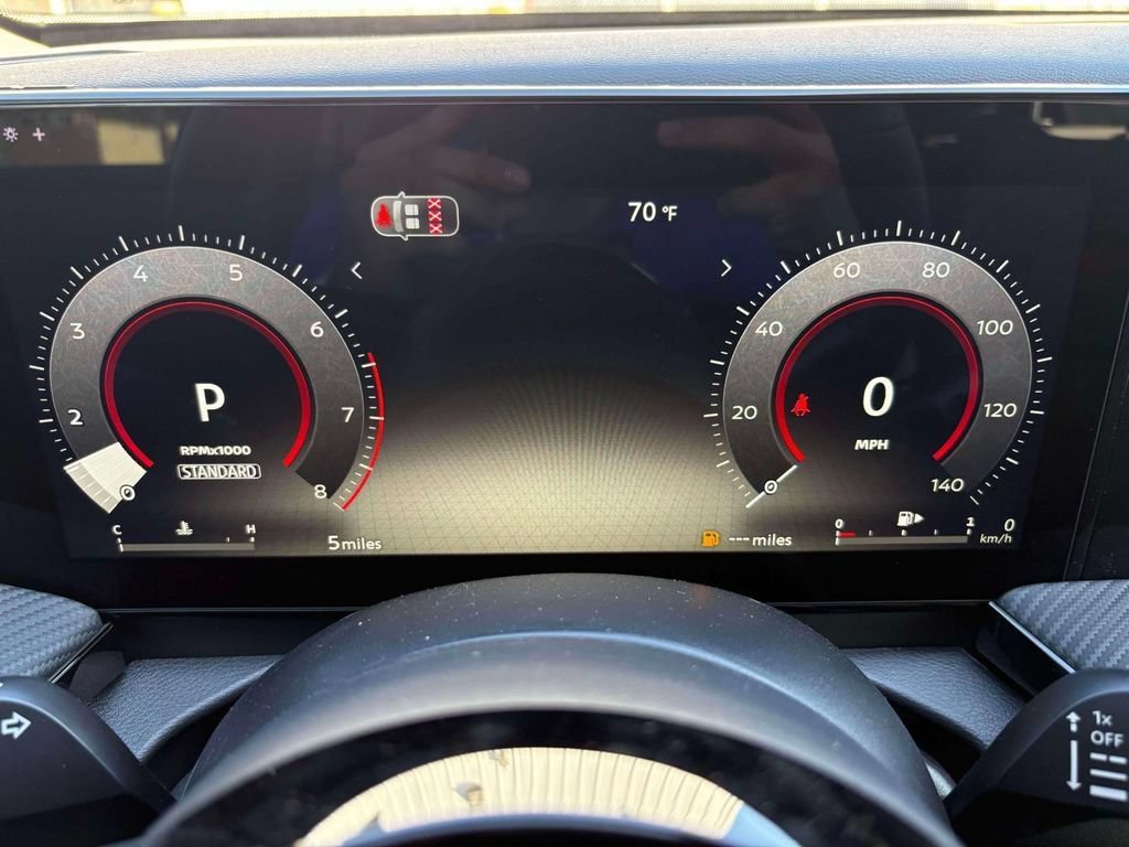 New 2026 Nissan Kicks SR w/ Illumination Package FWD image 16