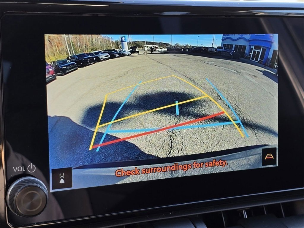 Used 2024 Toyota RAV4 LE image 6