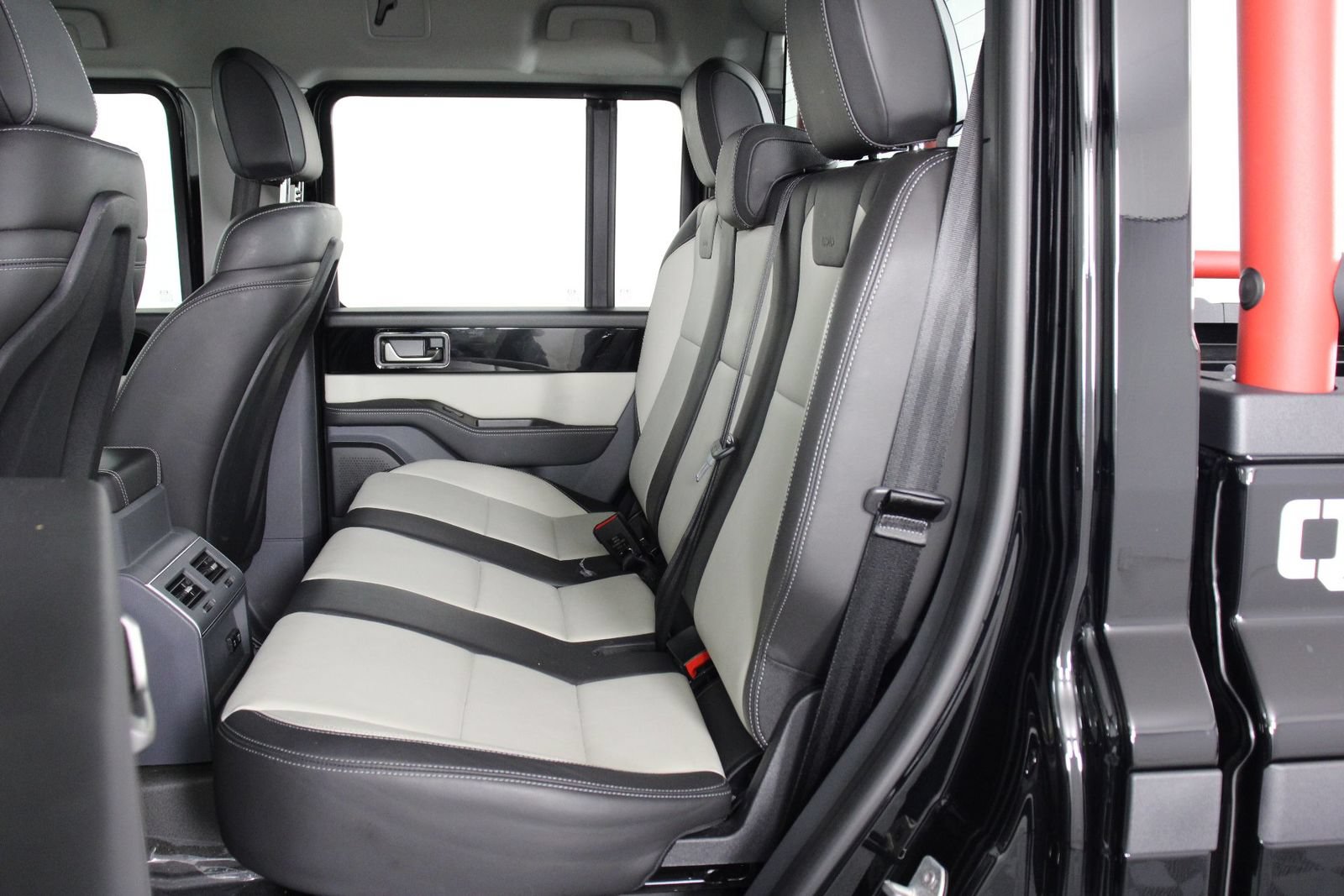 Used 2025 INEOS Grenadier Quartermaster AWD/4WD image 29