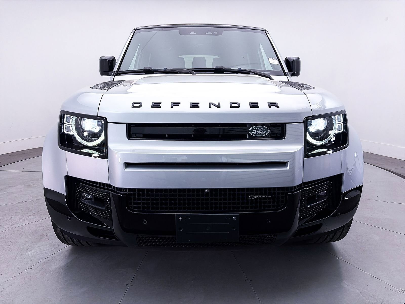 Used 2023 Land Rover Defender 130 X-Dynamic SE AWD/4WD image 14