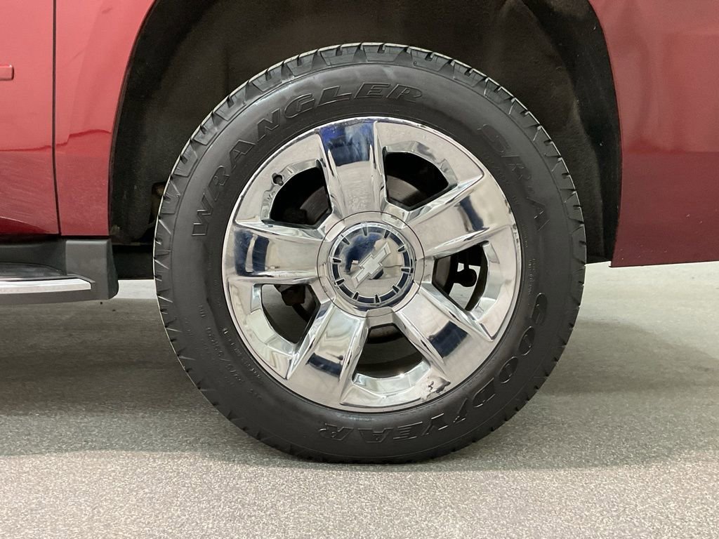 Used 2016 Chevrolet Suburban LTZ image 32