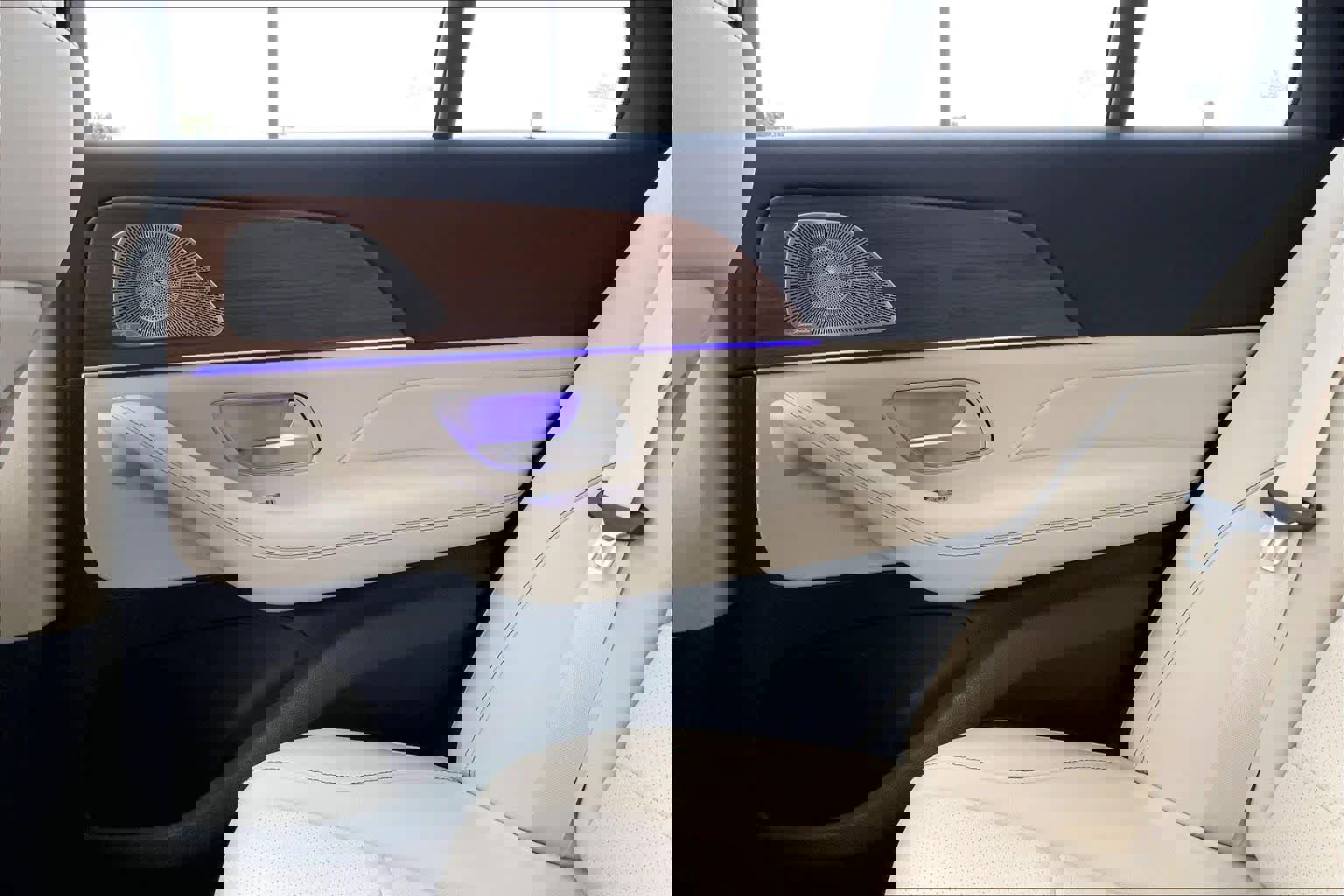 Certified 2024 Mercedes-Benz GLE 350 4MATIC image 36