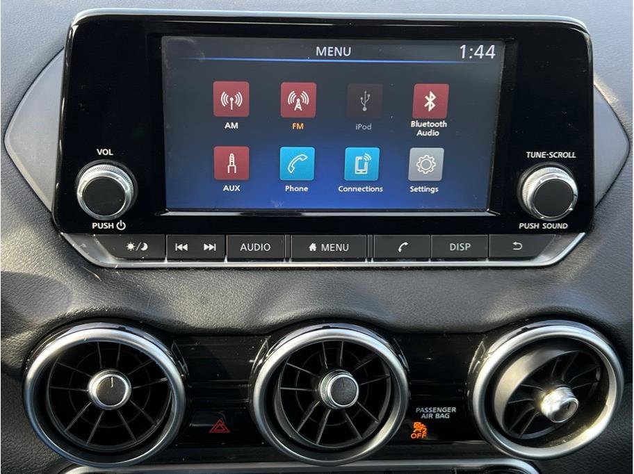 Used 2024 Nissan Sentra S image 11