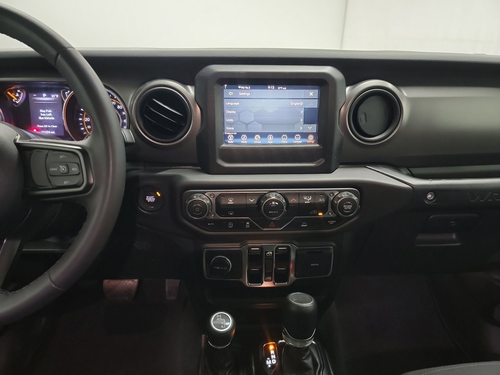 Used 2023 Jeep Wrangler Unlimited Sport image 20