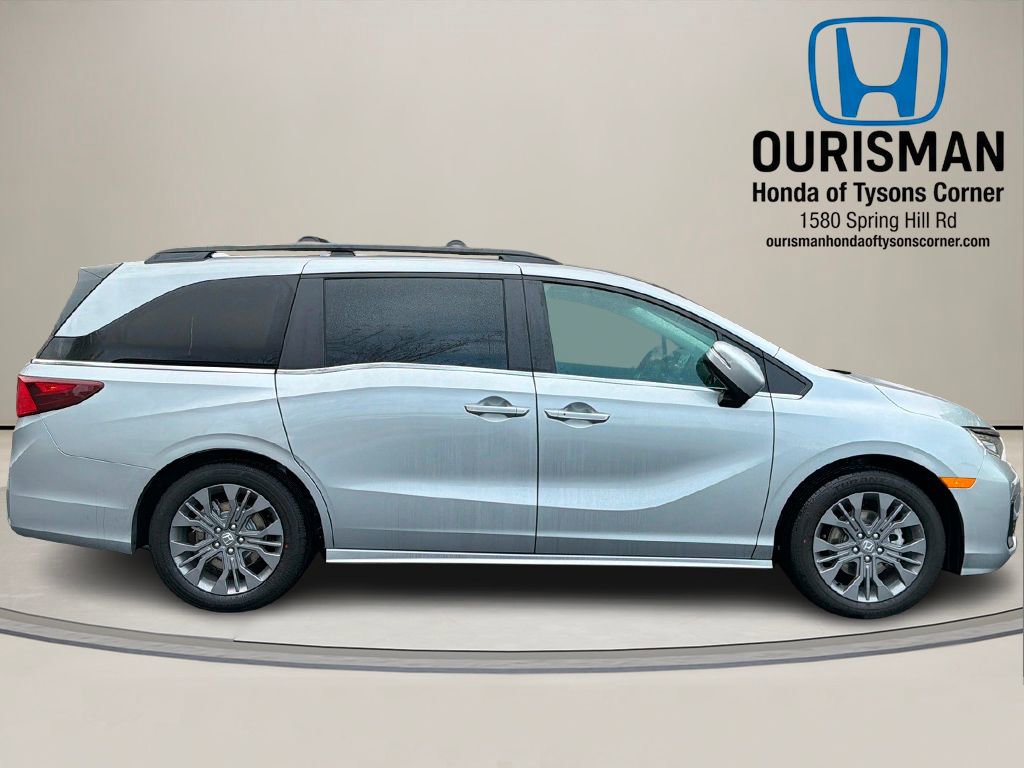 New 2026 Honda Odyssey Touring image 2