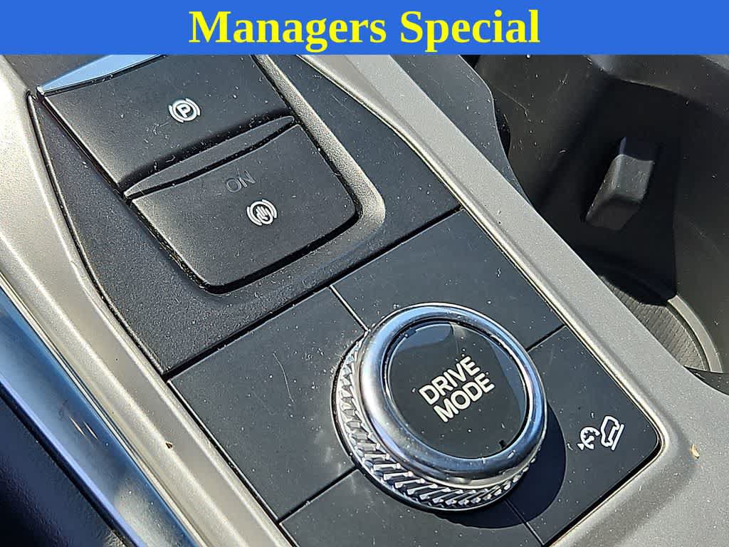 Used 2022 Ford Explorer XLT w/ Equipment Group 202A AWD/4WD image 27