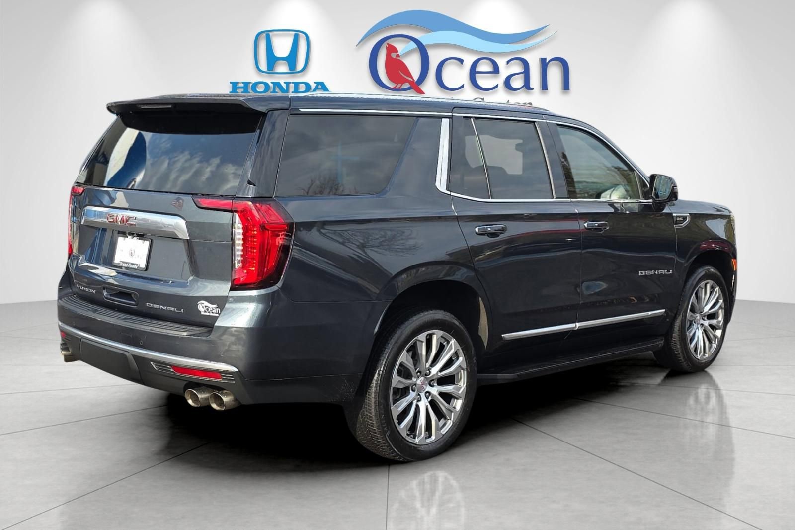 Used 2022 GMC Yukon Denali image 3